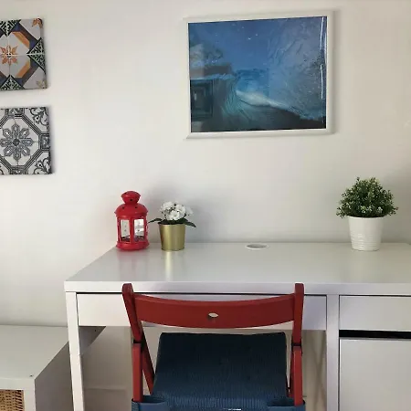 New! Beautiful Spacious Flat In Central Location! * Lisbon