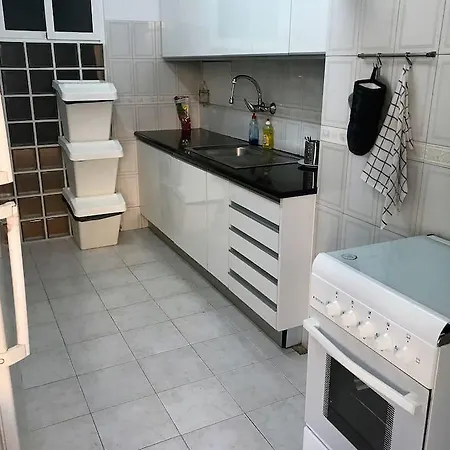 New! Beautiful Spacious Flat In Central Location! Homestay szállás
